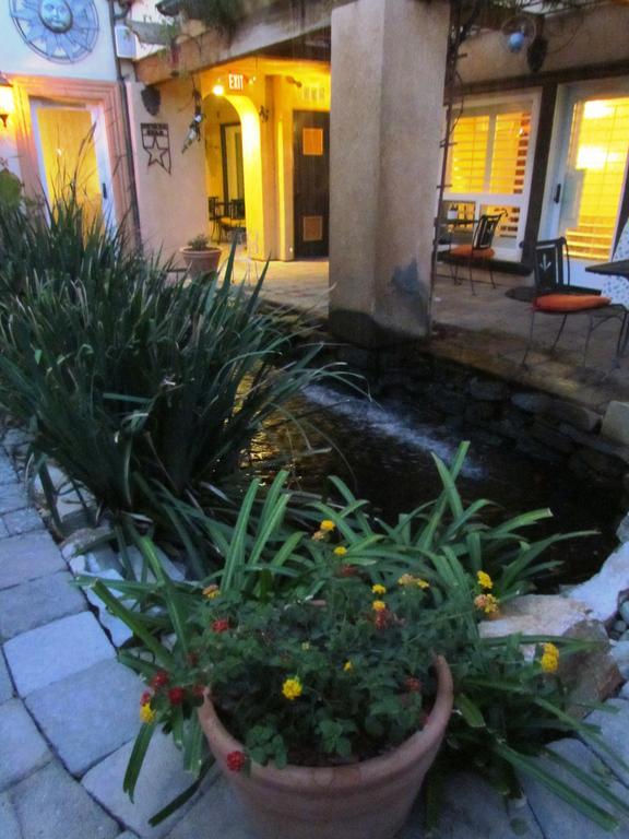Milo'S Inn At Boulder Boulder City Bagian luar foto