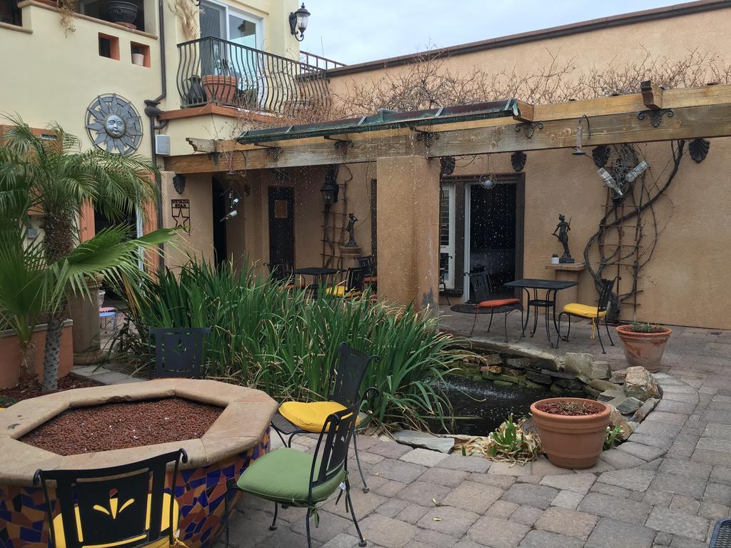 Milo'S Inn At Boulder Boulder City Bagian luar foto