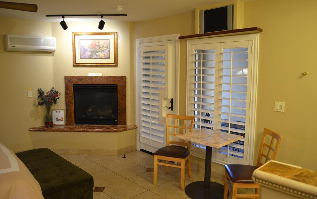 Milo'S Inn At Boulder Boulder City Bagian luar foto