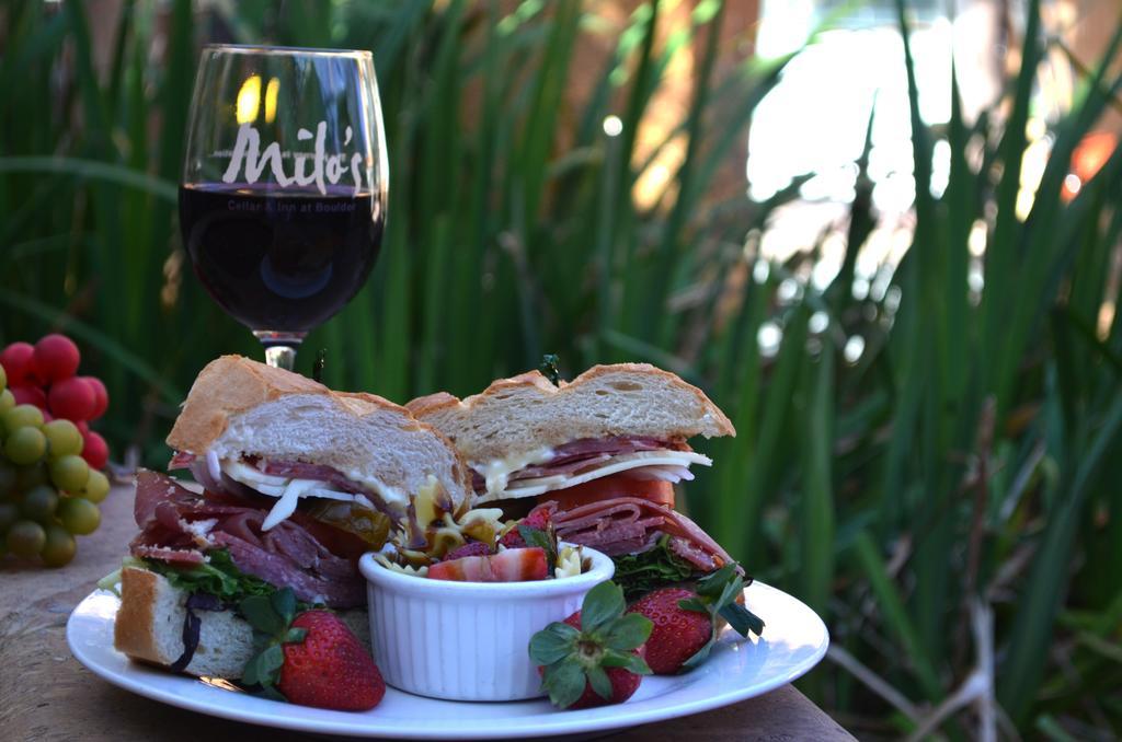 Milo'S Inn At Boulder Boulder City Bagian luar foto